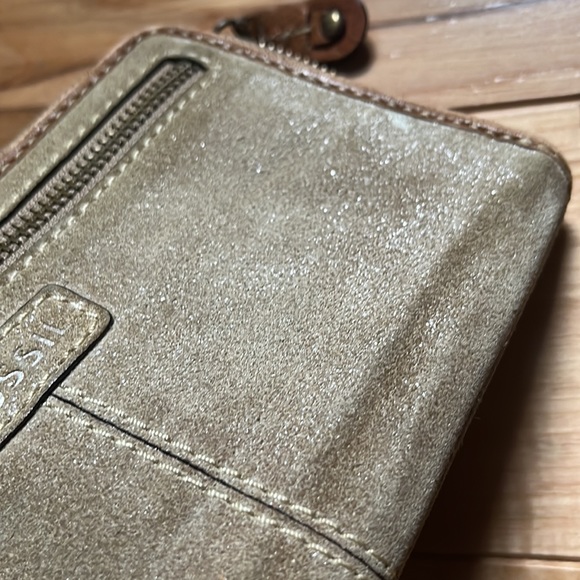 AUTHENTIC Fossil Clutch wallet - Picture 3 of 11